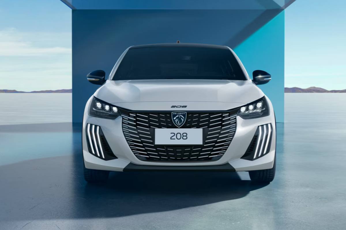 Peugeot 208 - foto 2