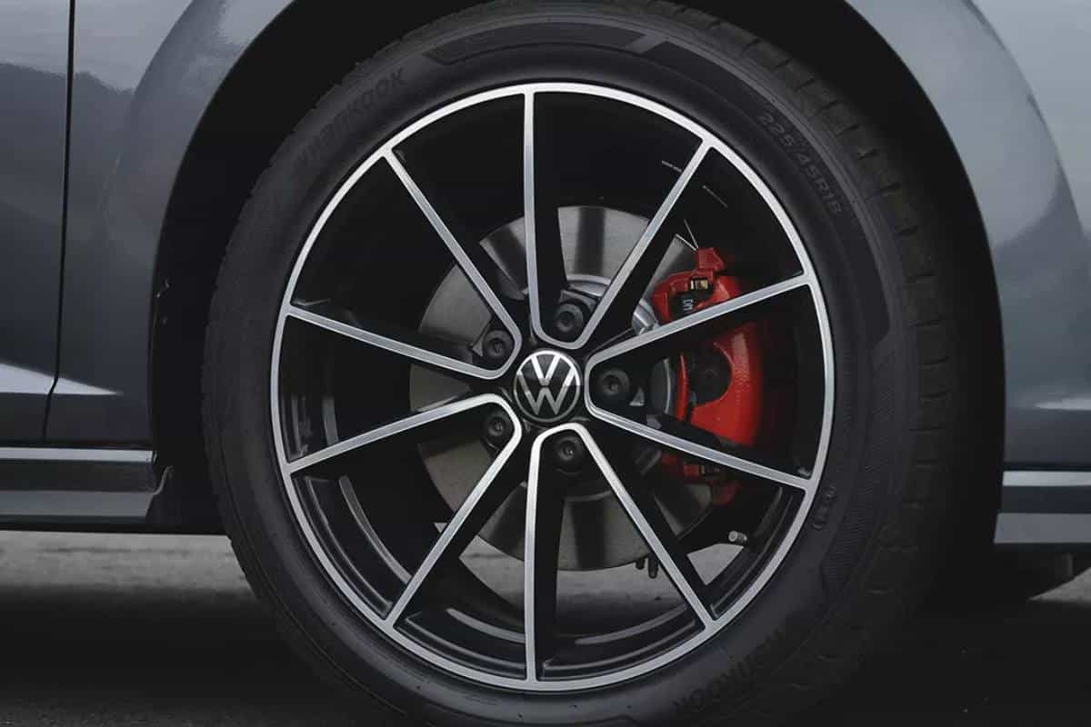 Volkswagen Vento - foto 3