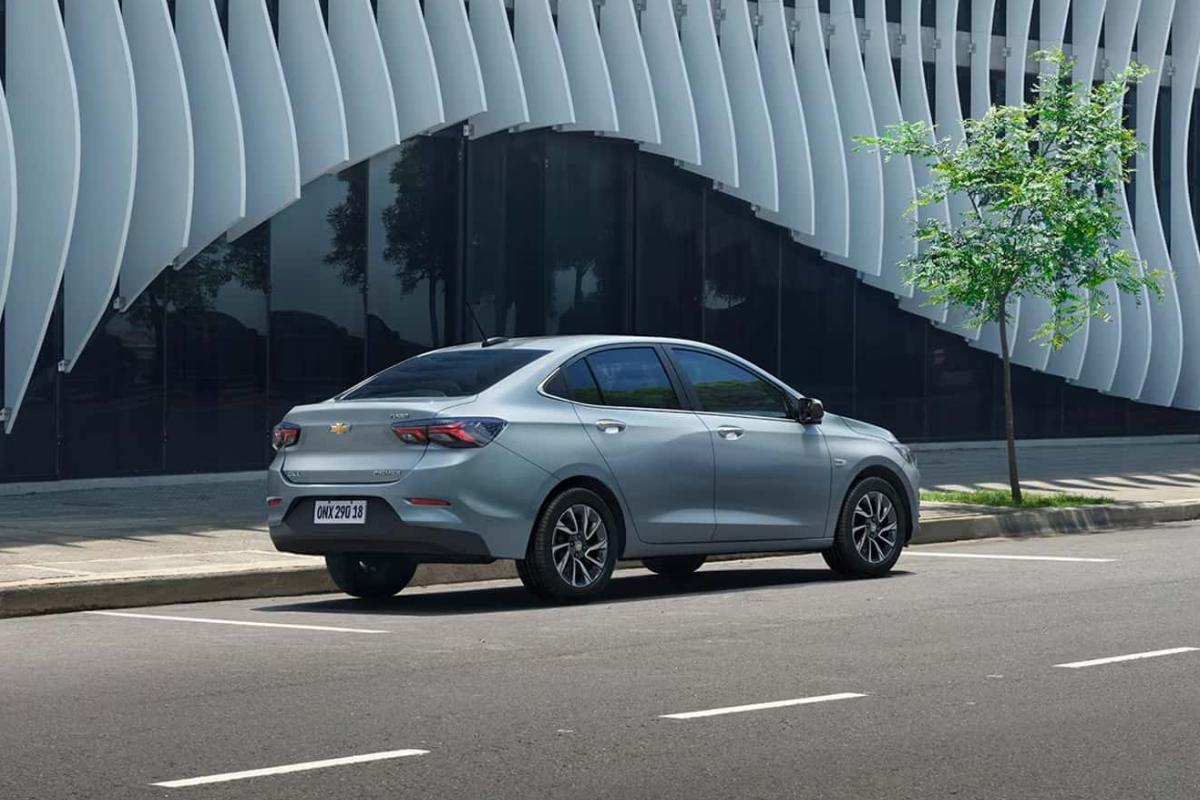 Chevrolet-Onix-Plus-foto-3.jpg