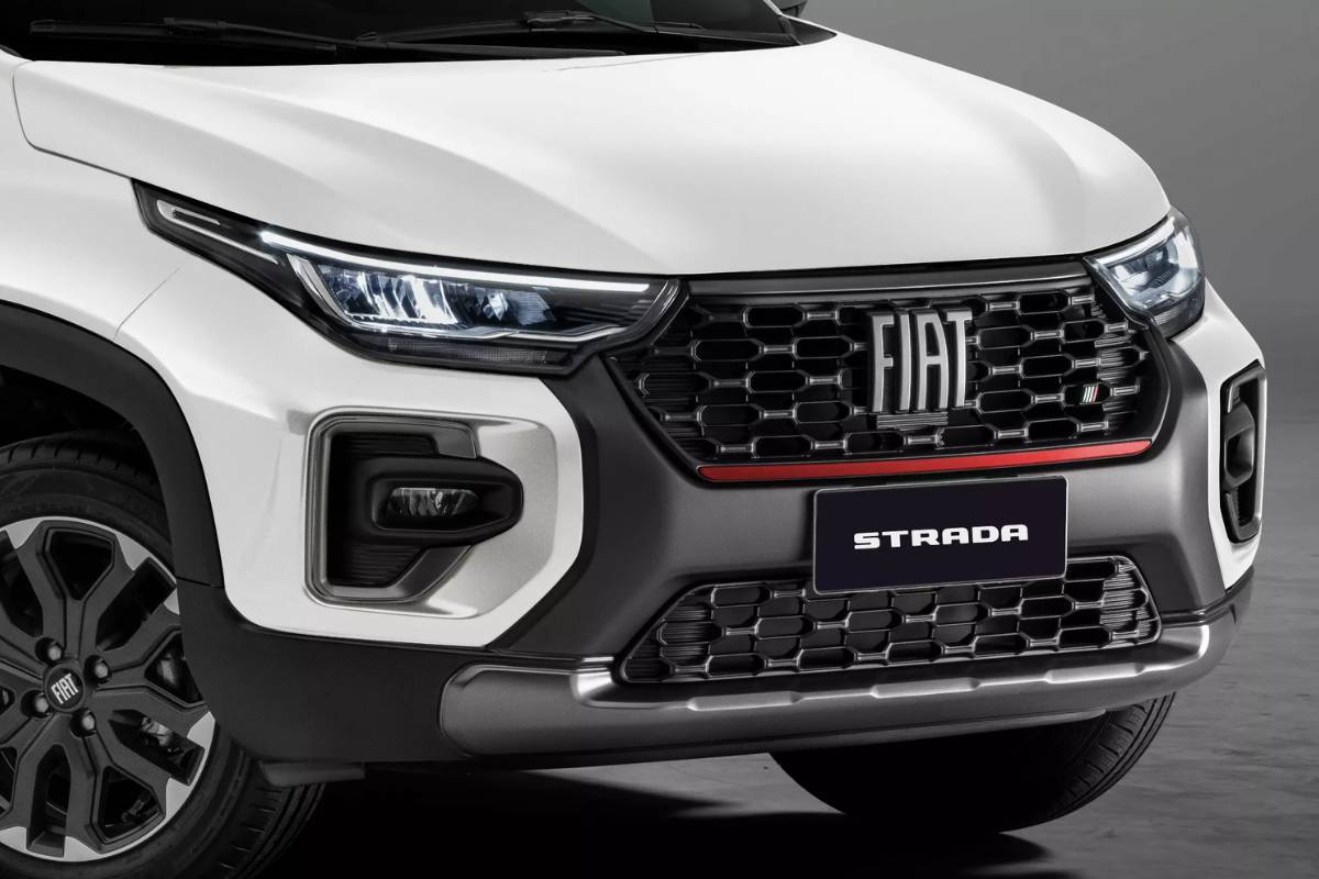 Fiat-Strada-foto-1.jpg