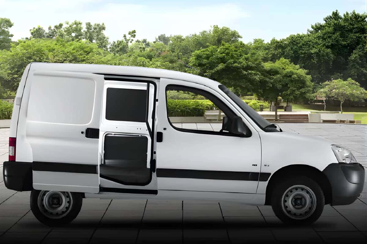 Peugeot-Partner-Furgon-foto-2-1.jpg