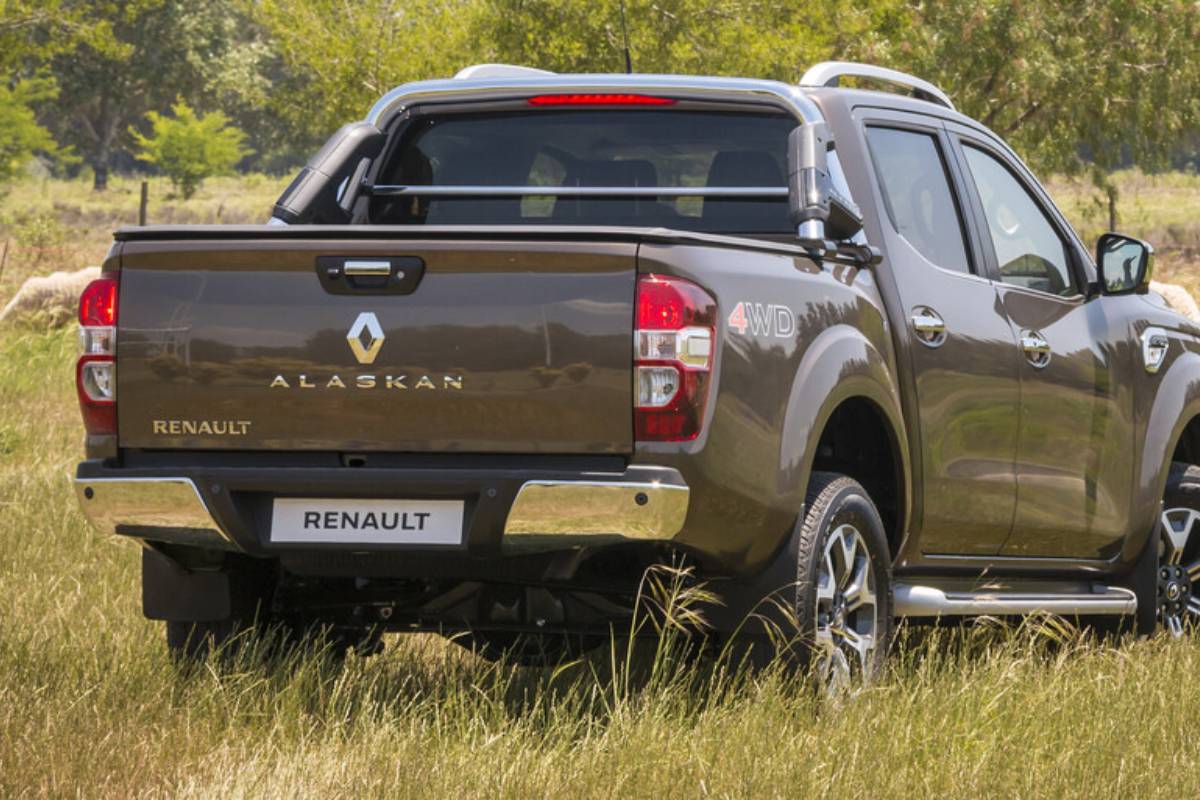 Renault-Alaskan-foto-3.jpg