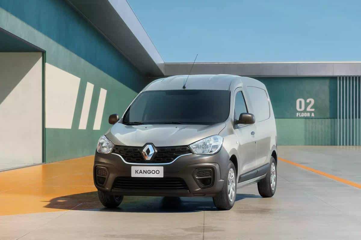 Renault-Kangoo-foto-1.jpg